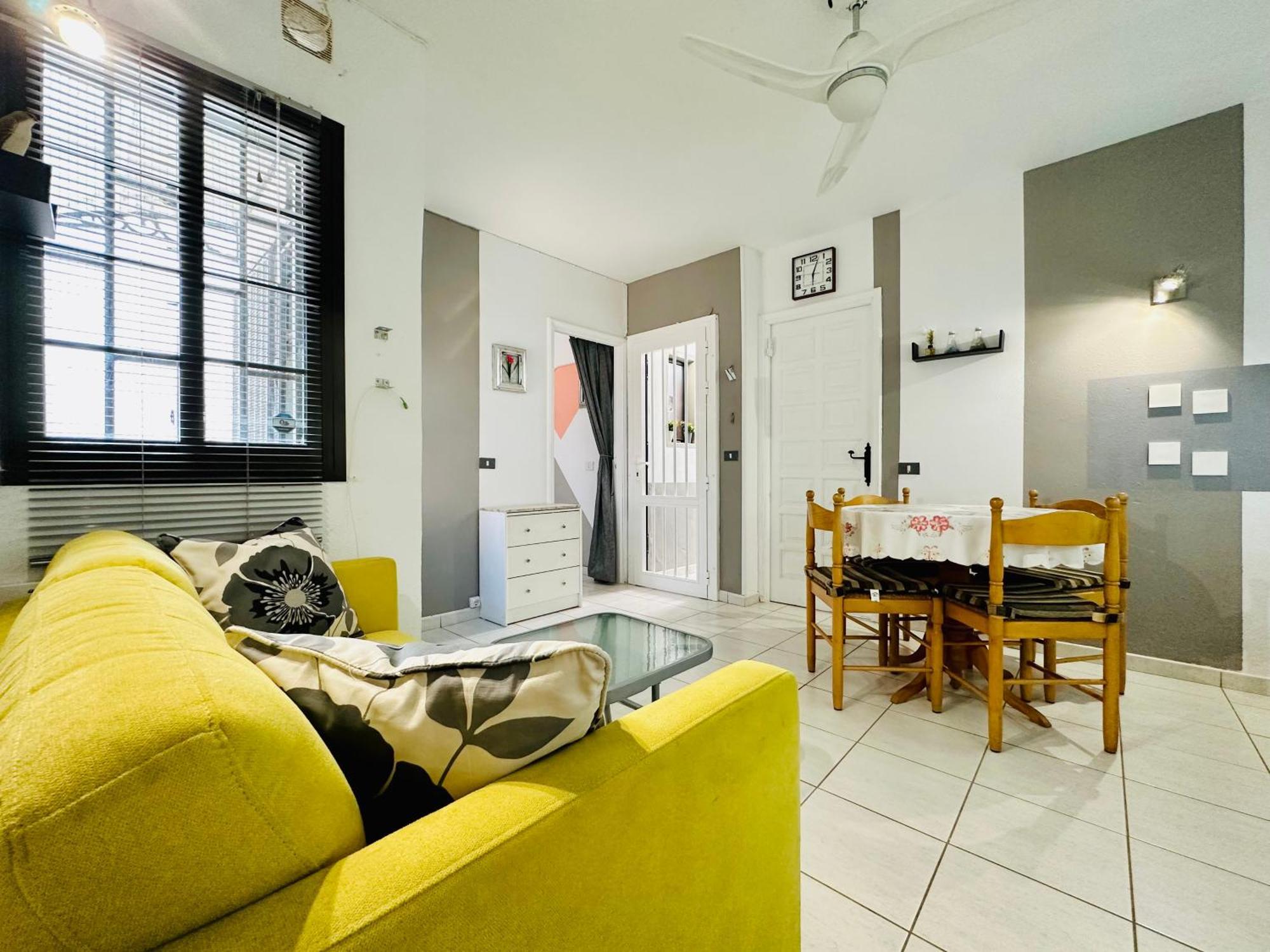 Quiet Apartment Chayofita อาโรนา ภายนอก รูปภาพ